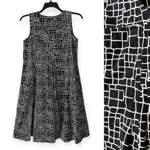 Tulip Clothing Poppie Dress W/Pockets Size Small Oversized Black White Lagenlook